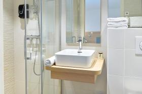 Hôtel Revotel - photo 11
